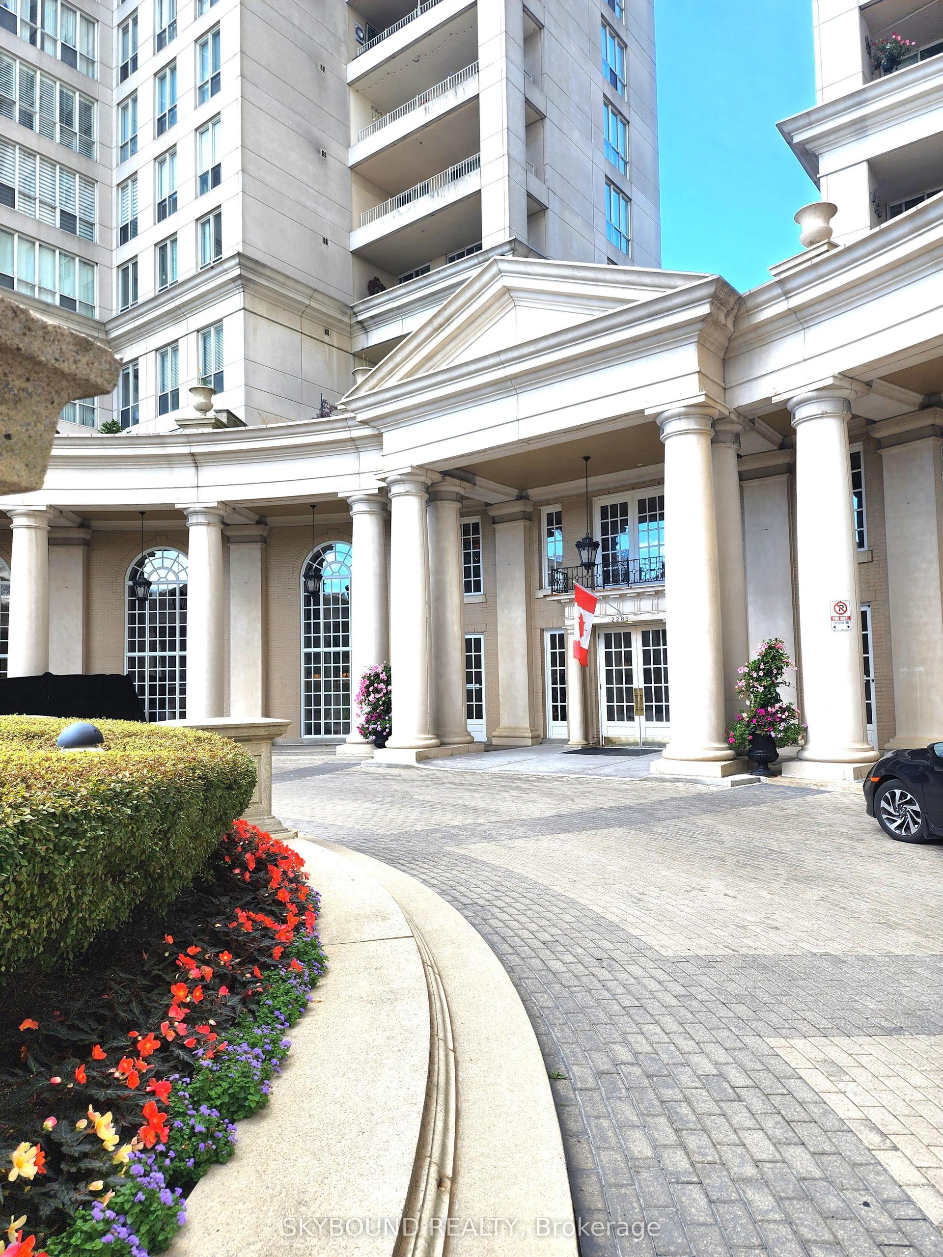 2285 Lake Shore Boulevard W 411 #411, Toronto — Condo for lease, photo 1