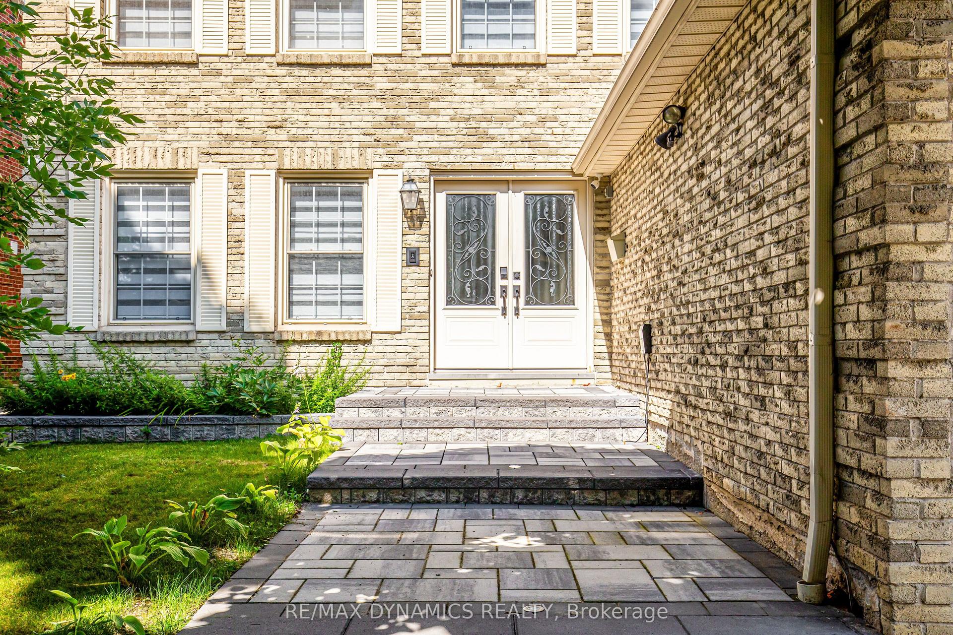 267 Hidden Trail, Toronto — Detached for lease, photo 1
