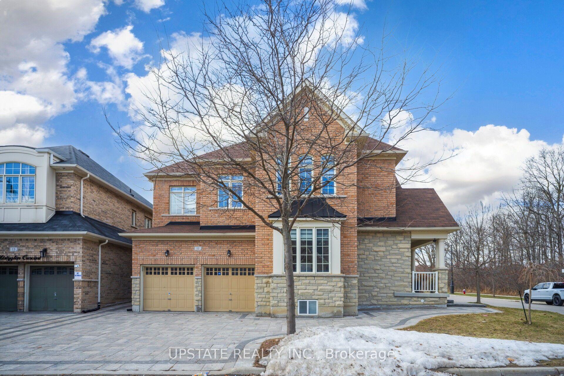 11 Mistyglen Crescent — photo 1