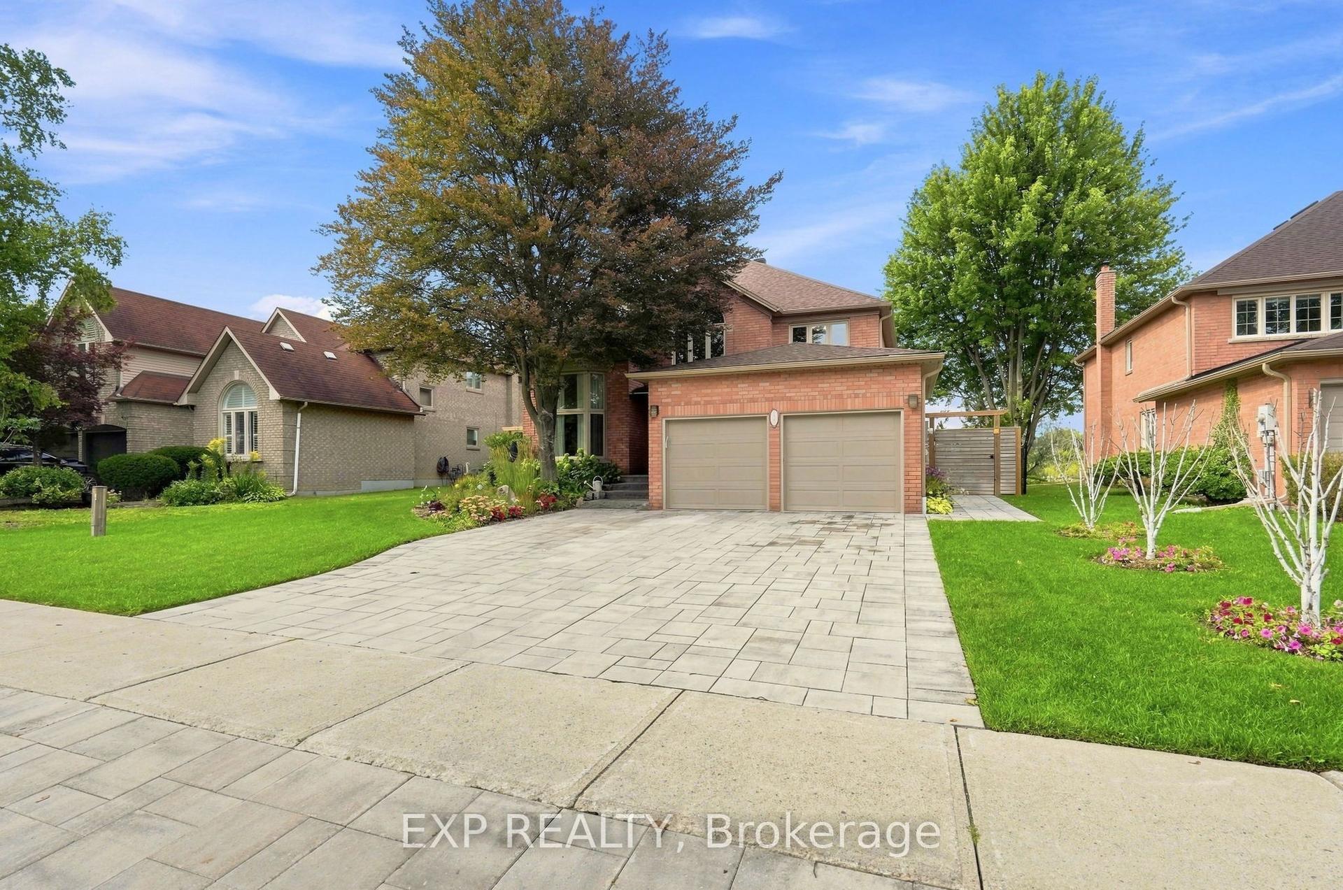 655 Culler Mews, Newmarket — Detached for sale, photo 1