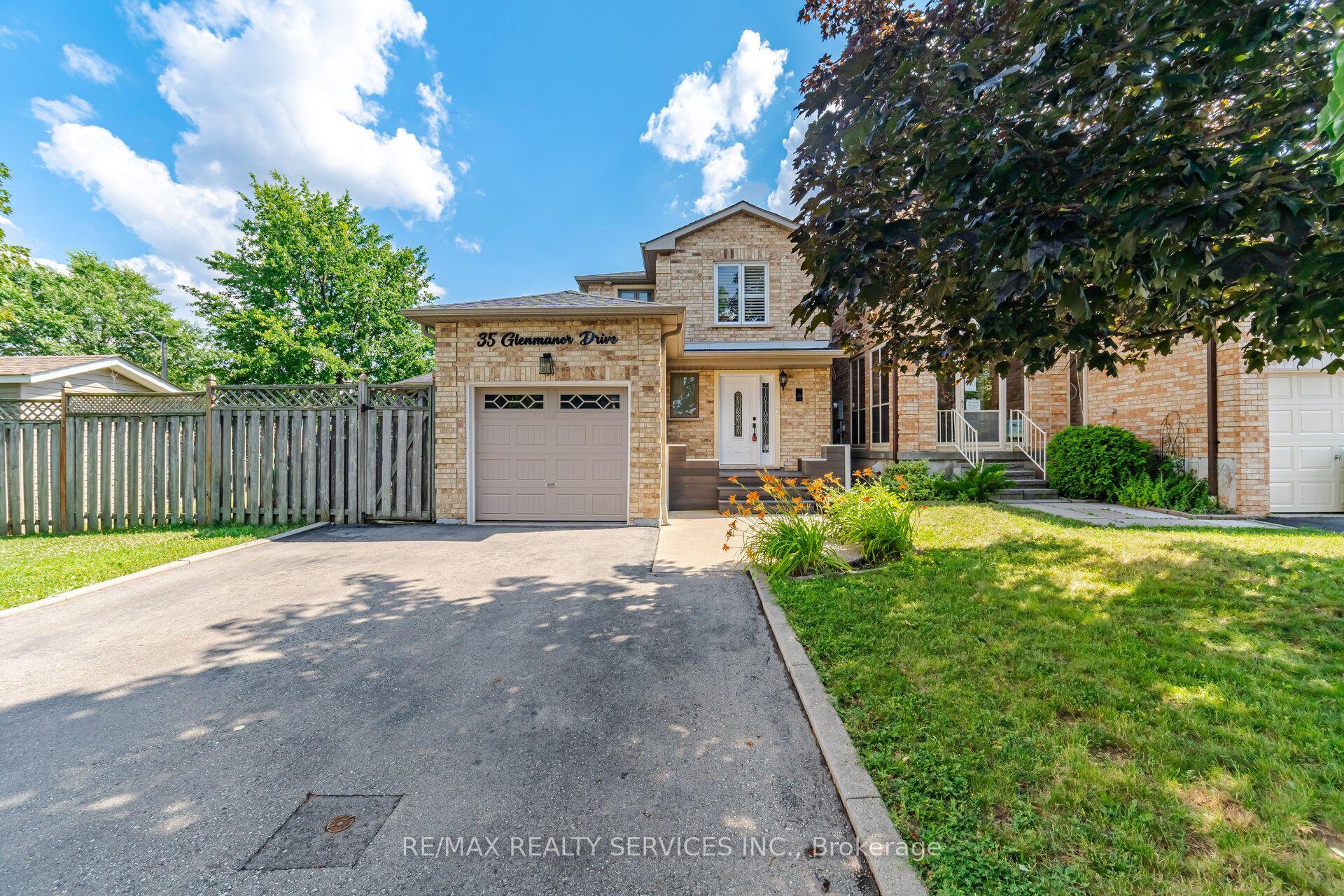 35 Glenmanor Drive, Brampton — Detached for sale, photo 1