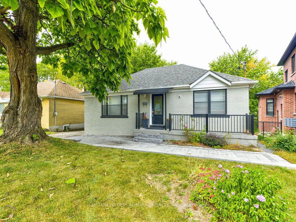 56 Lovilla Boulevard, Toronto — Detached for sale, photo 1