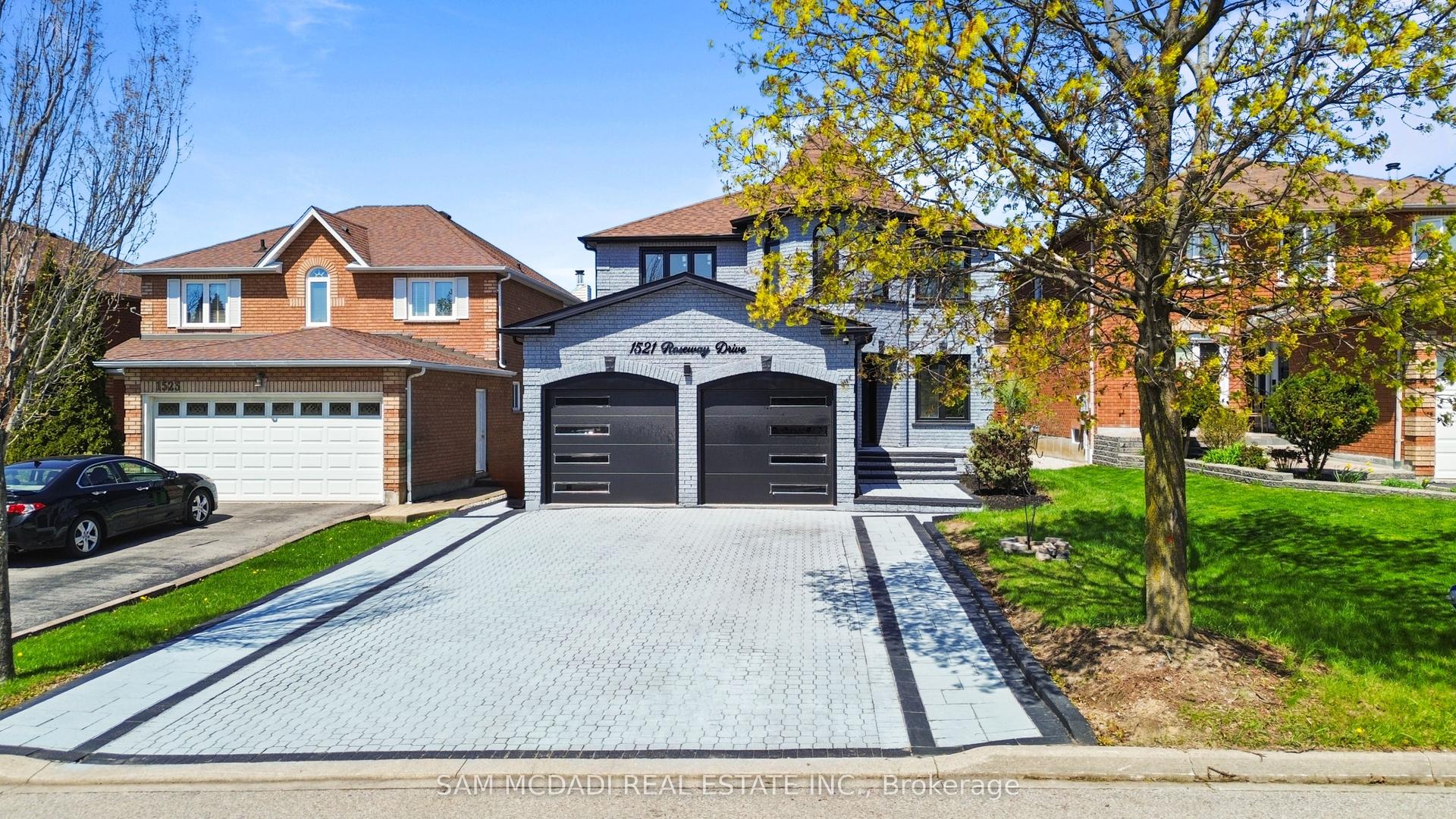 1521 Roseway Drive, Mississauga — Detached for sale, photo 1