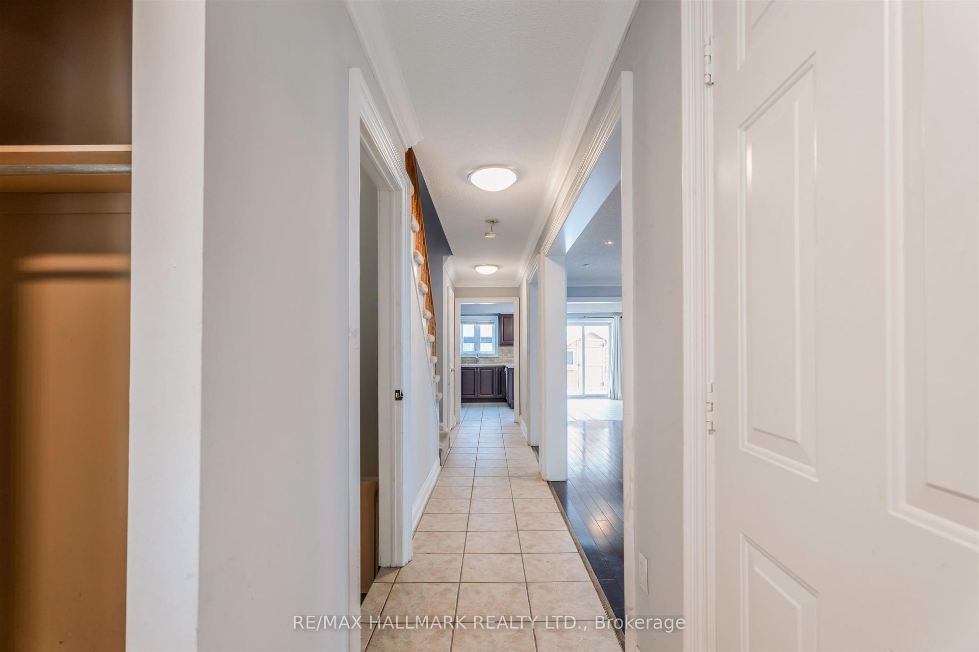 241 Featherstone Road — photo 1