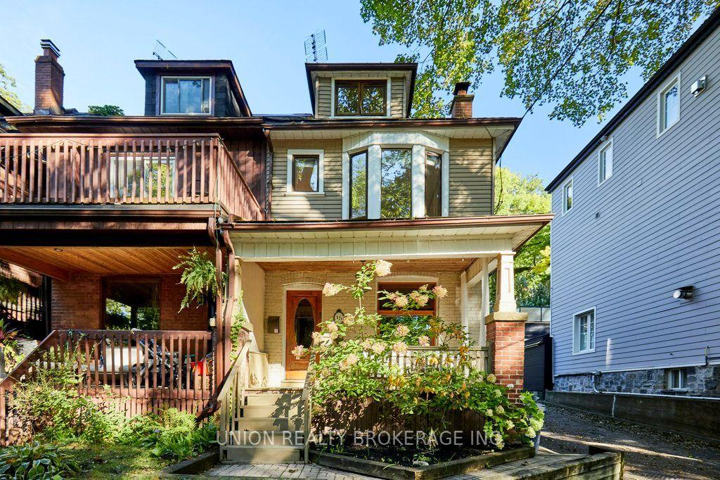 16 Cedar Avenue, Toronto — Semi-Detached for sale, photo 1