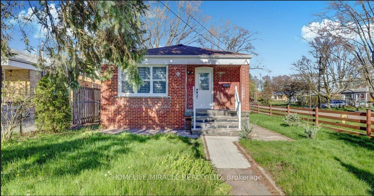 1 Homestead Road Main Floor #Main Floor, Toronto — Detached for lease, photo 1