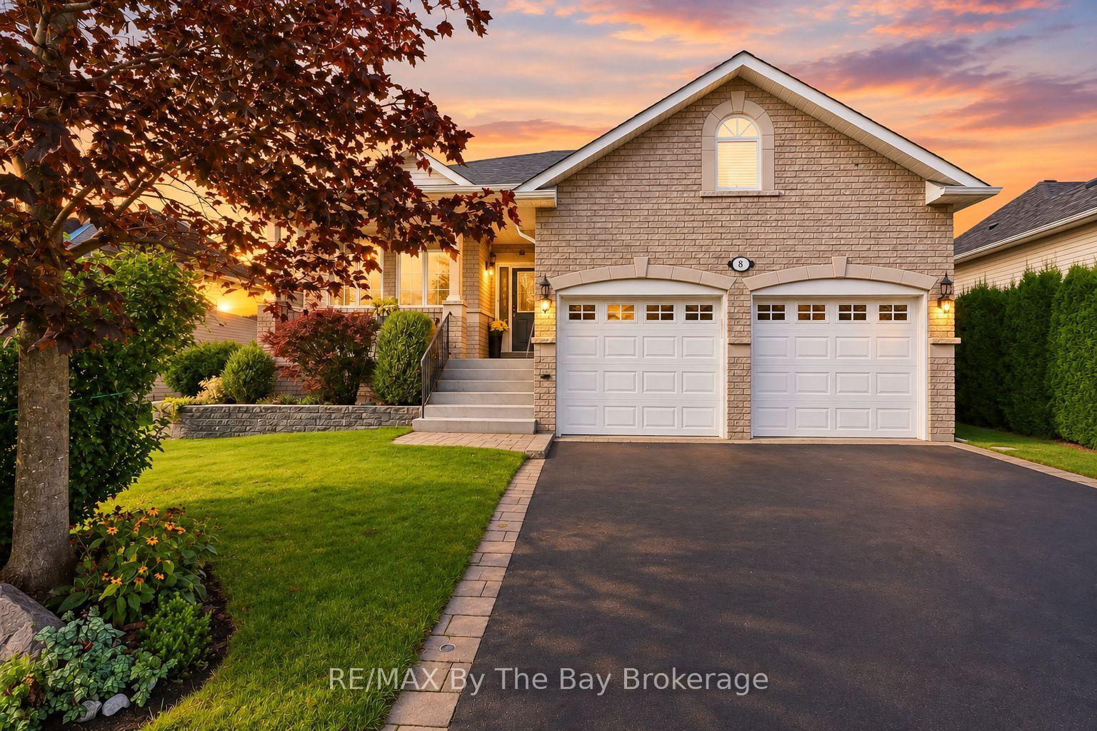 8 Middleport Drive, Wasaga Beach — Detached for sale, photo 1