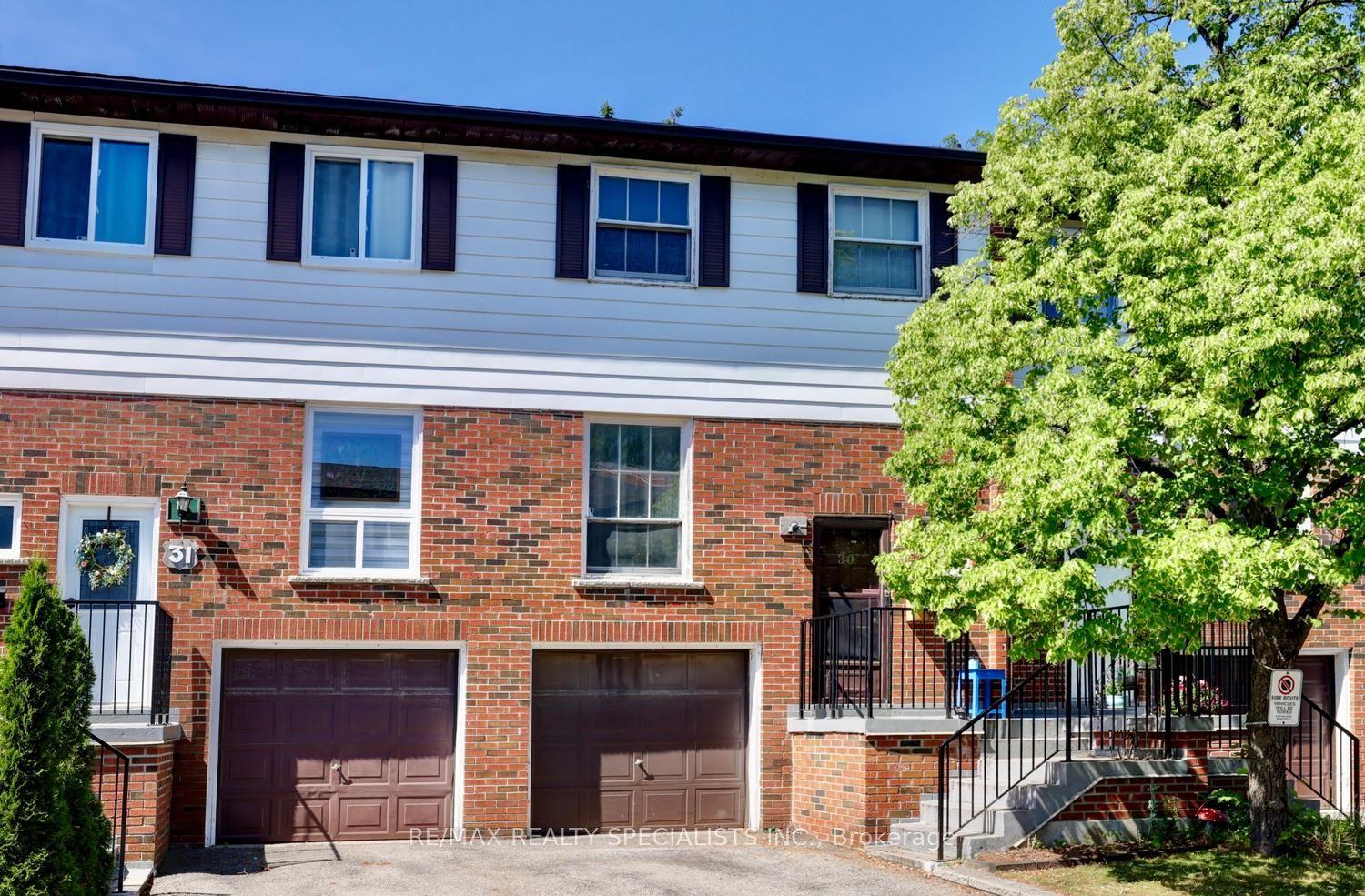 2445 Homelands Drive 30 #30, Mississauga — Condo Town for sale, photo 1