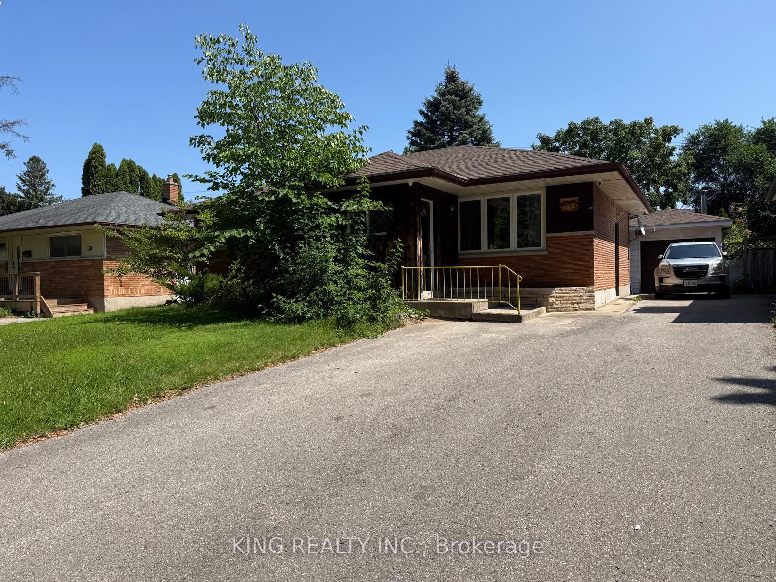 134 Mark Street, London East — Detached for sale, photo 1