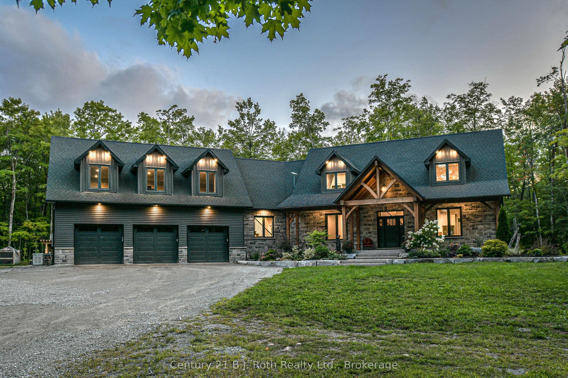 3082 Fairgrounds Road — photo 1