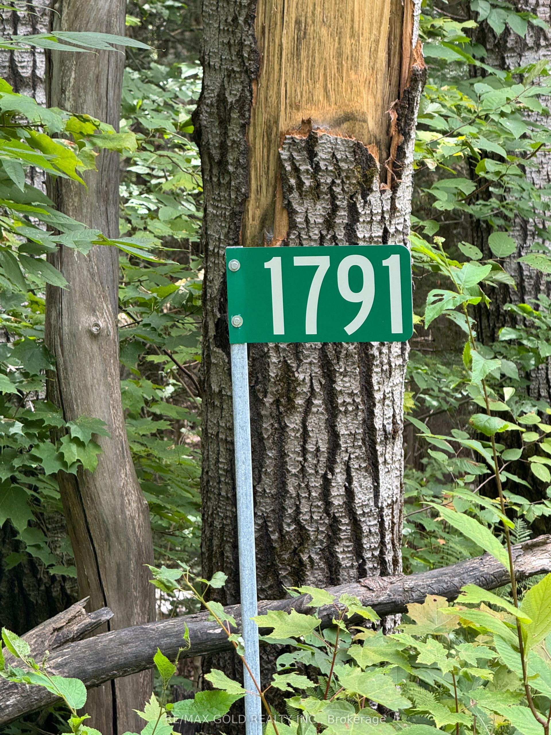1791 Alsace Road — photo 1