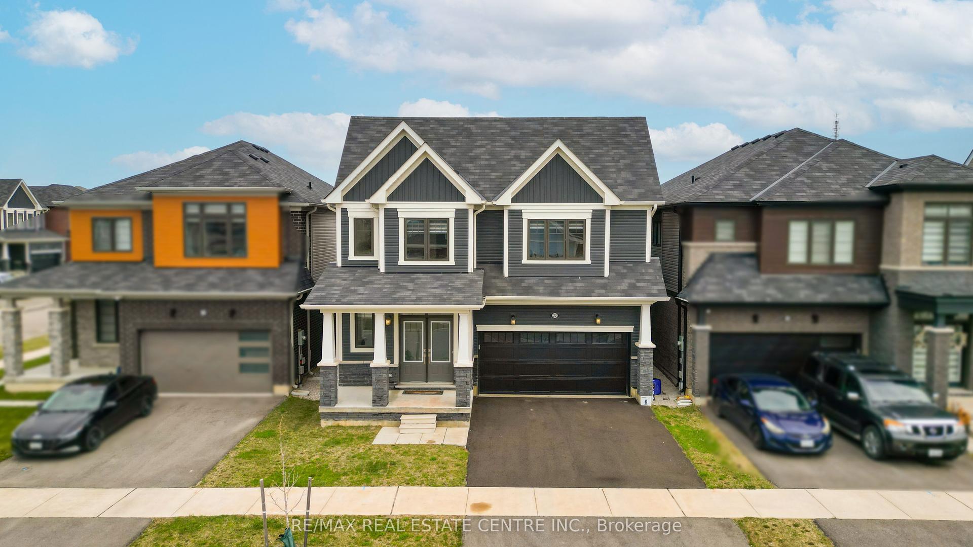 22 Oaktree Drive — photo 1
