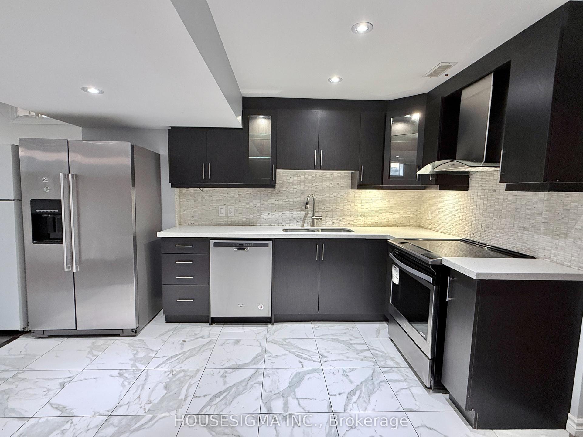 Lower- 50 Victoriaville Road, Brampton — Detached for lease, photo 1