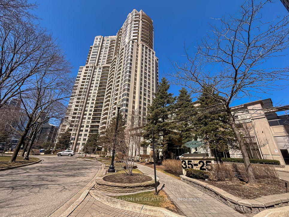 35 Kingsbridge Garden Circle 2706 #2706, Mississauga — Condo for sale, photo 1