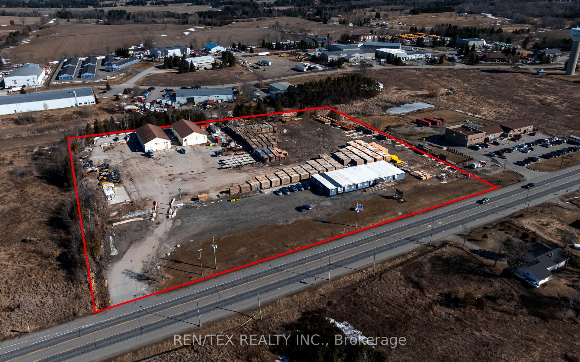 207221 Highway 9, Mono — Commercial for sale, photo 1