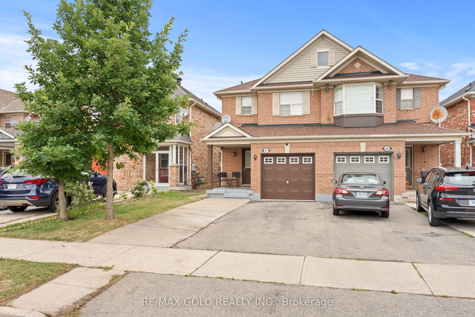 61 Herdwick Street, Brampton — Semi-Detached for sale, photo 1