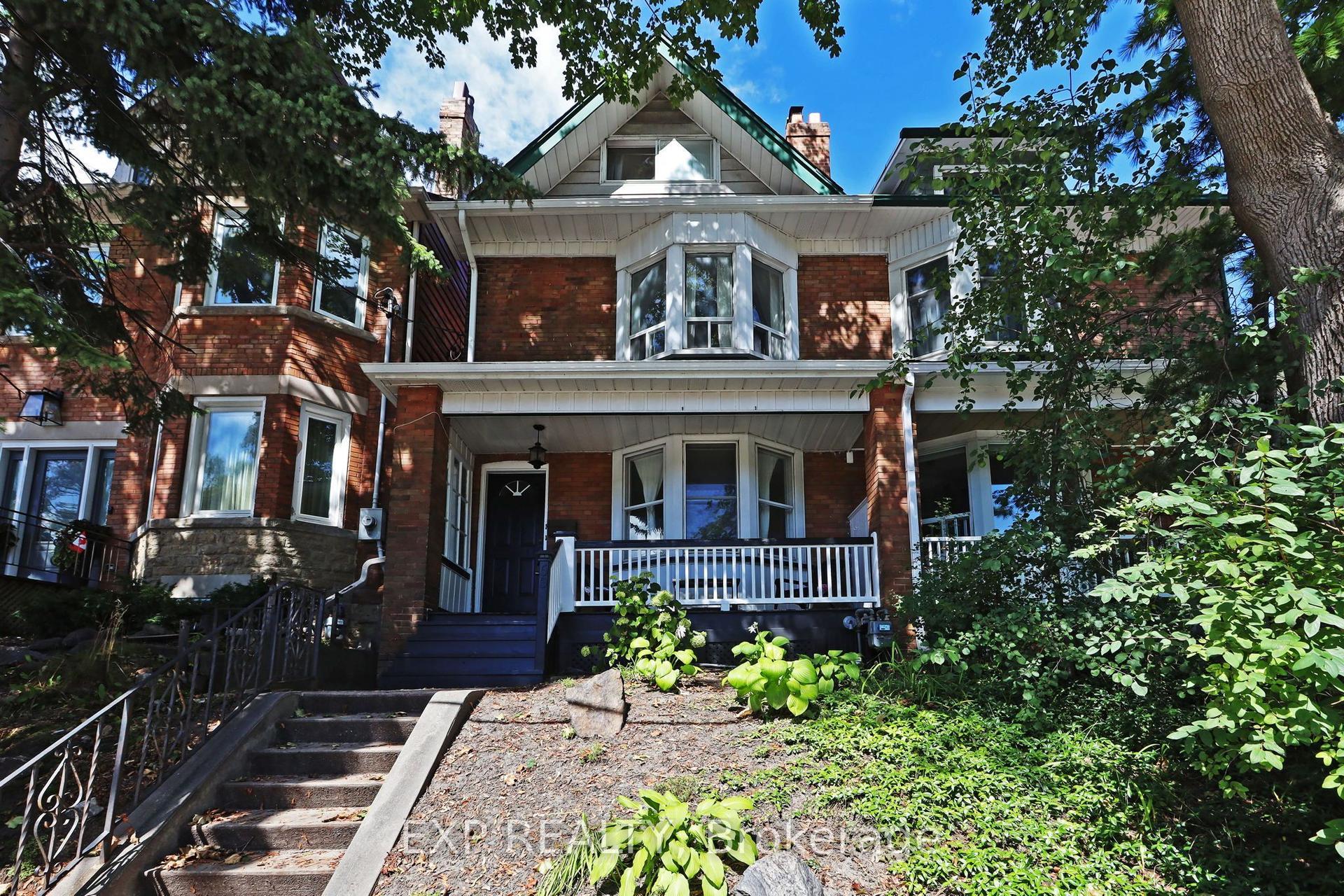 60 Parkdale Road, Toronto — Semi-Detached for sale, photo 1
