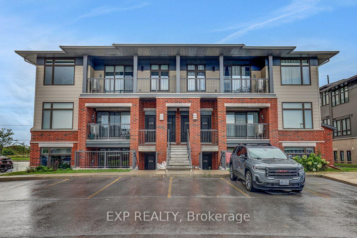 60 Jaguar Private C #C, Kanata — Condo for sale, photo 1