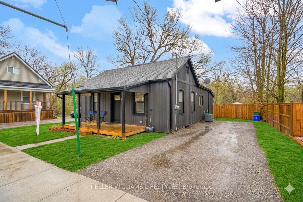 2 OPECHEE Street, St. Thomas — Detached for sale, photo 1