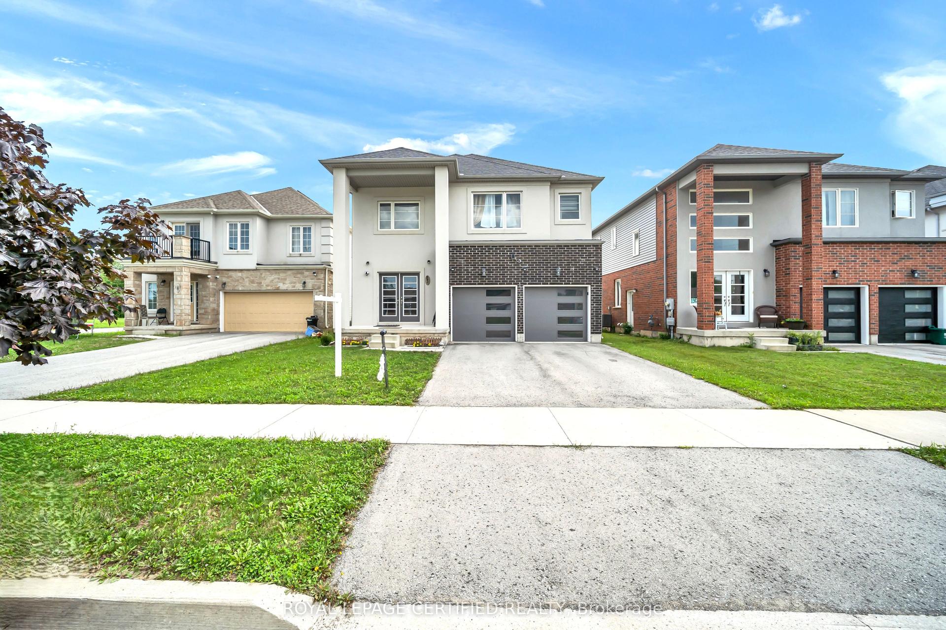 204 Mccabe Avenue, Welland — Detached for sale, photo 1