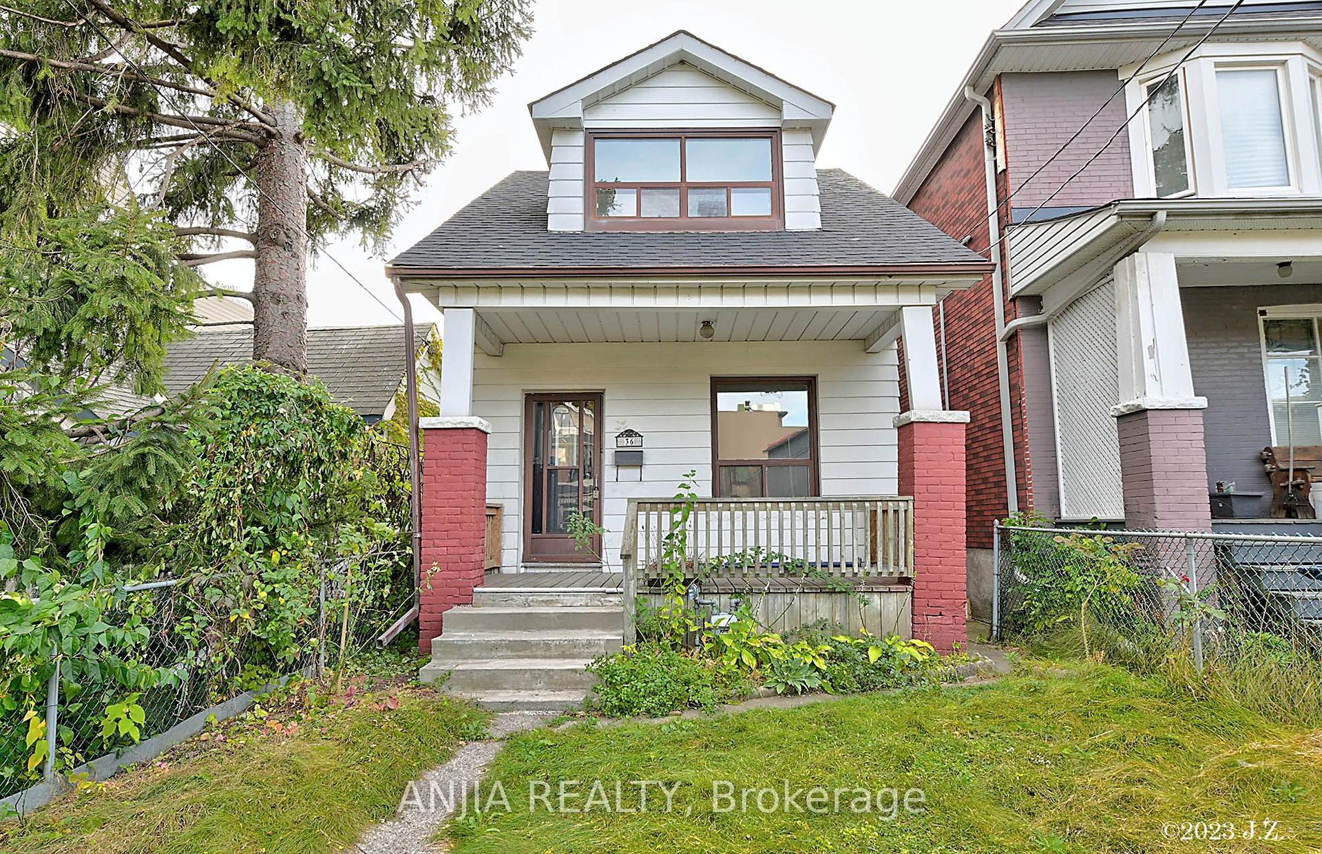 36 Gough Avenue Upper #Upper, Toronto — Detached for lease, photo 1