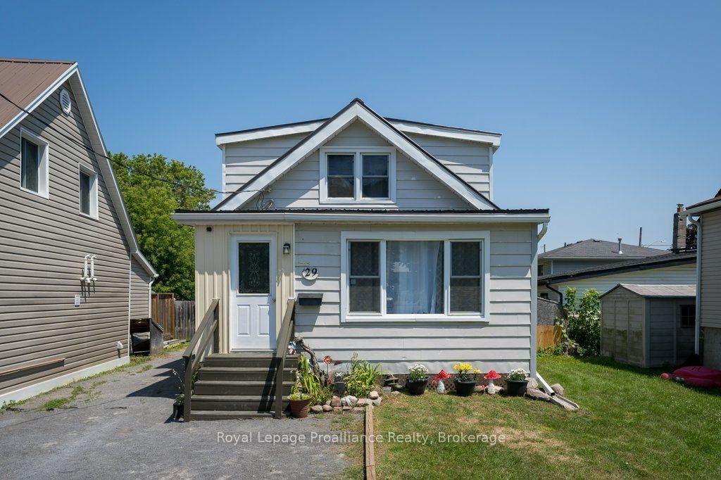 29 Pelham Street, Quinte West — Detached for sale, photo 1