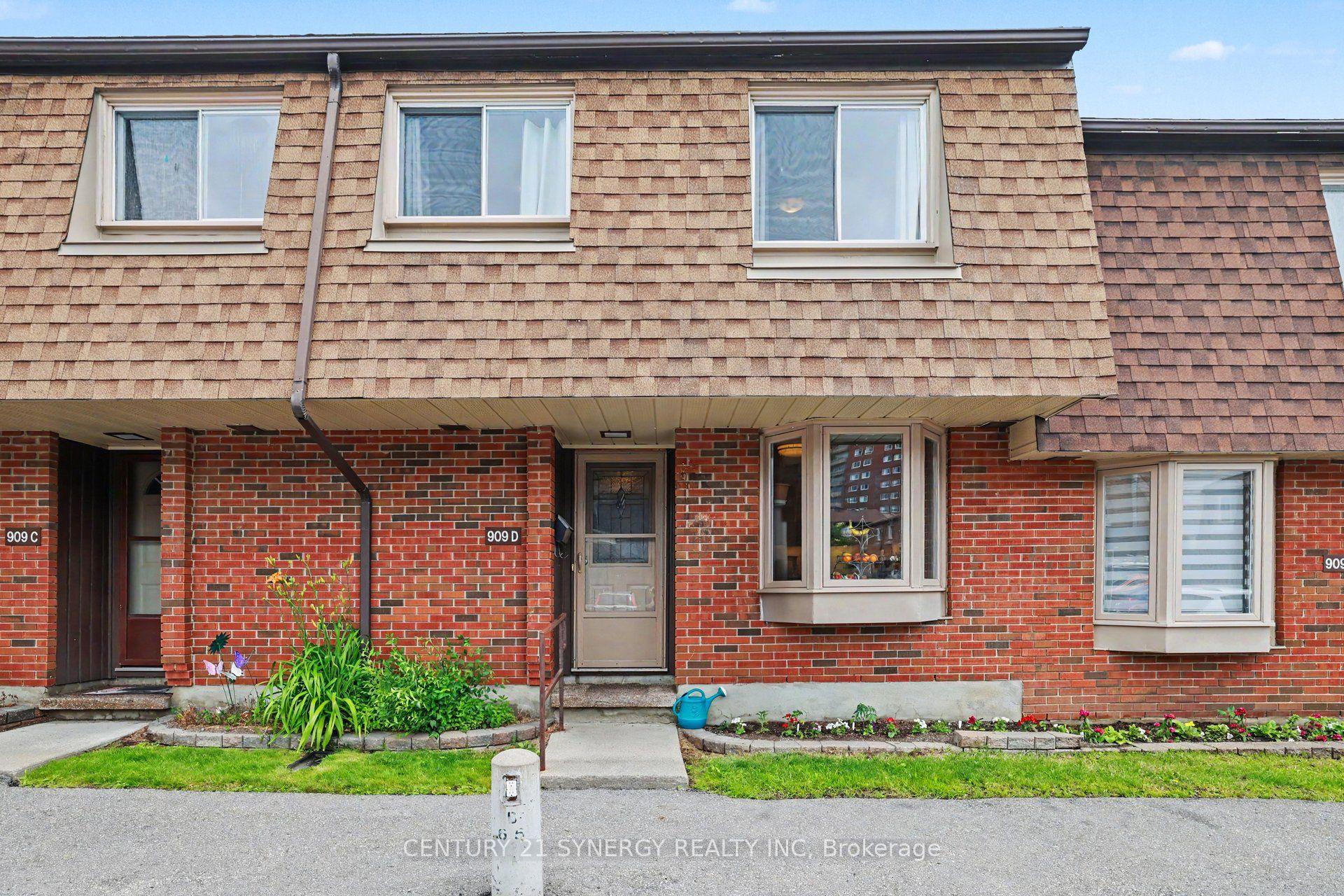 909D Elmsmere Road — photo 1