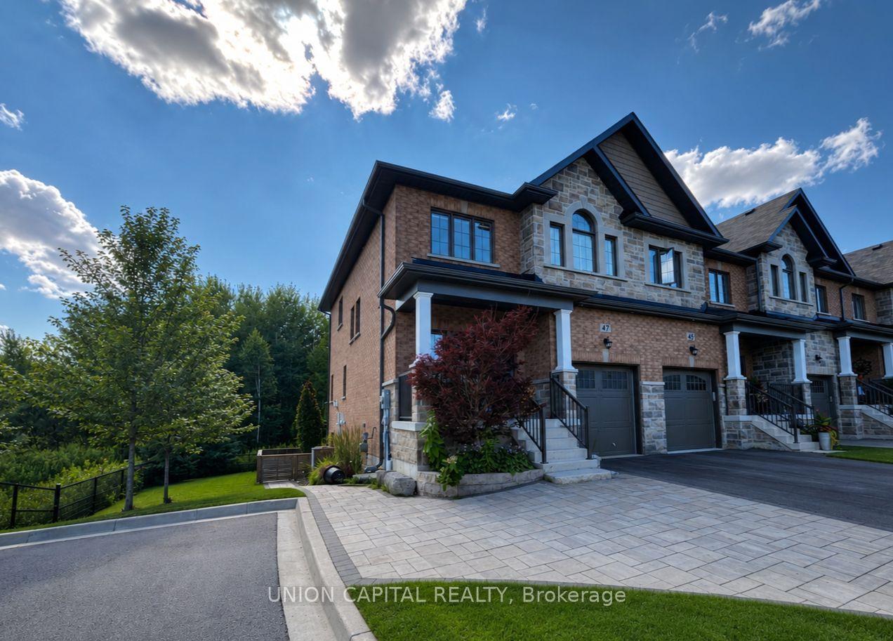 47 Gord Matthews Way, Uxbridge — Townhouse for lease, photo 1