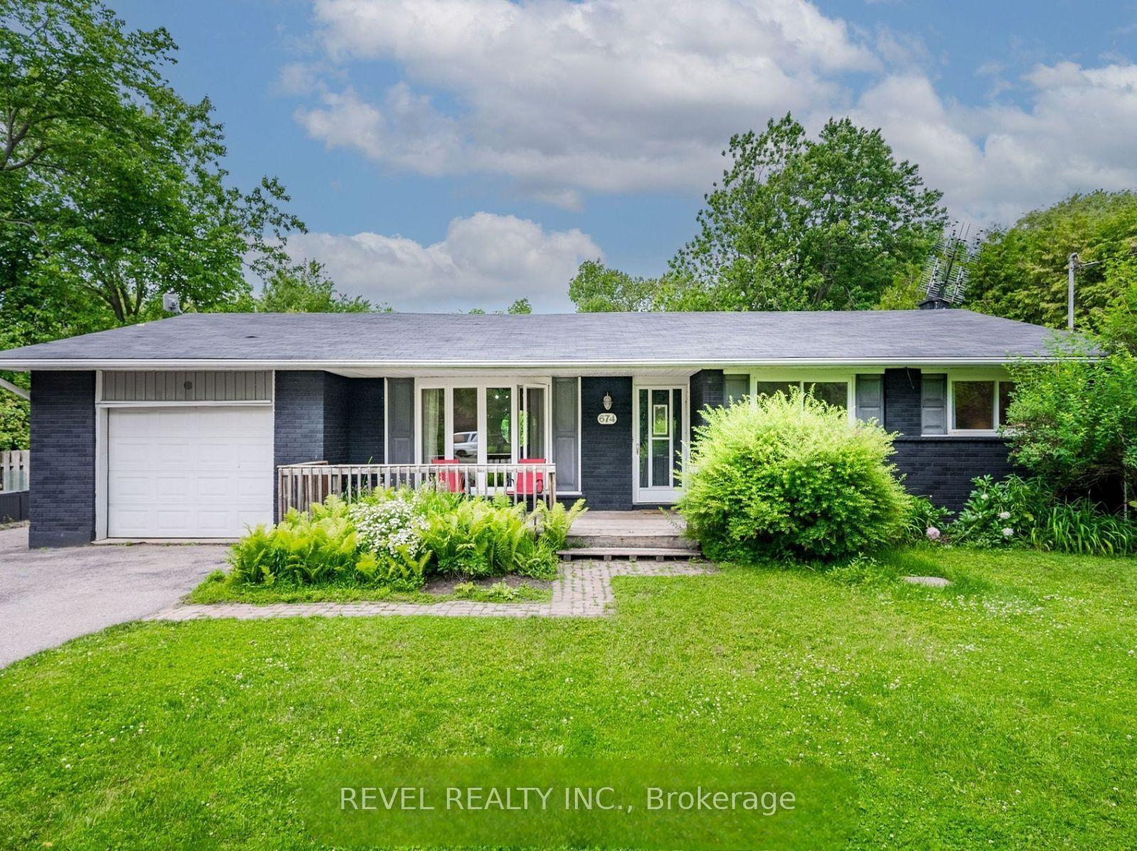 674 Roselawn Avenue Lower #Lower — photo 1