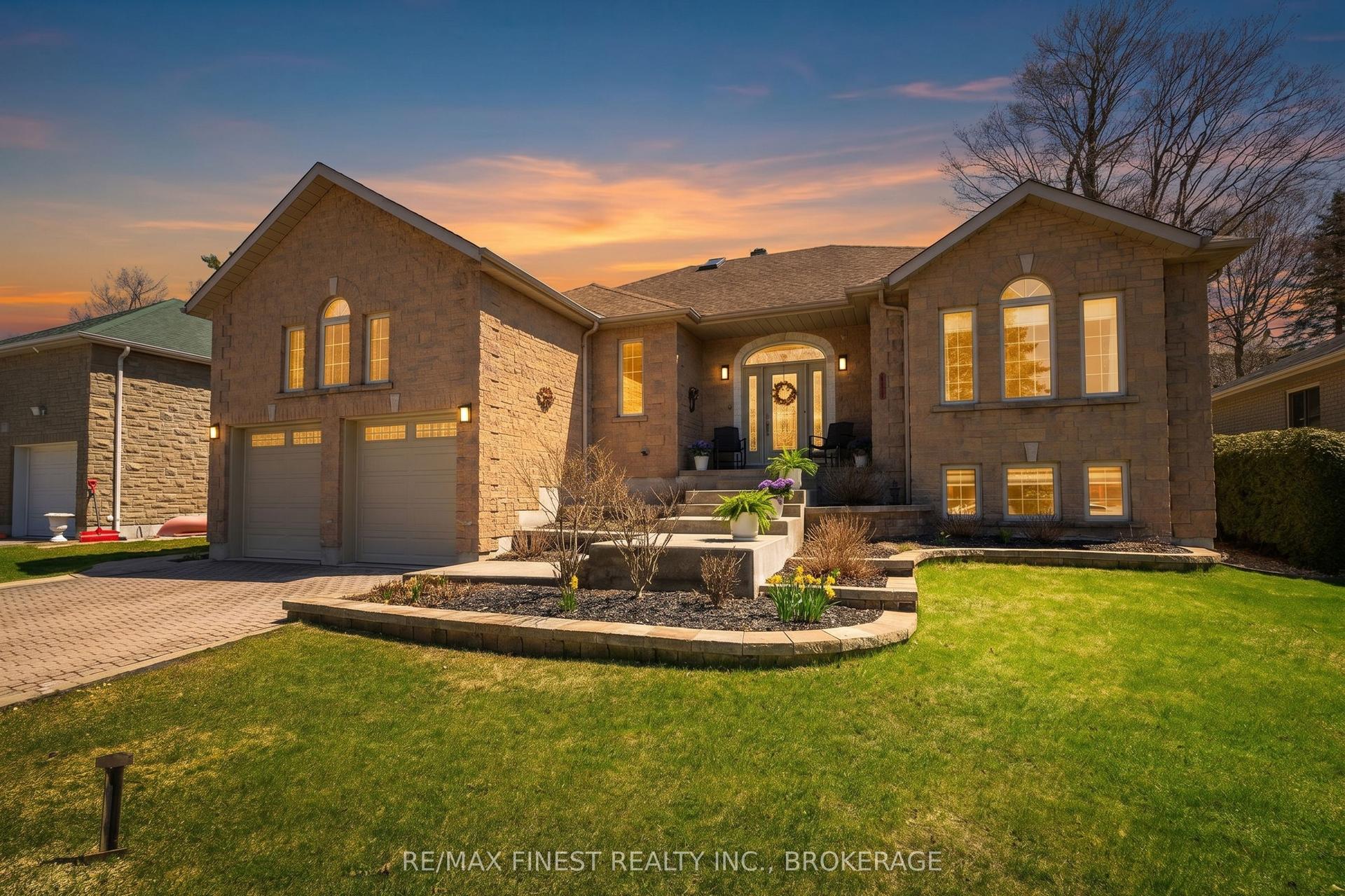 26 Kenwoods Circle — photo 1