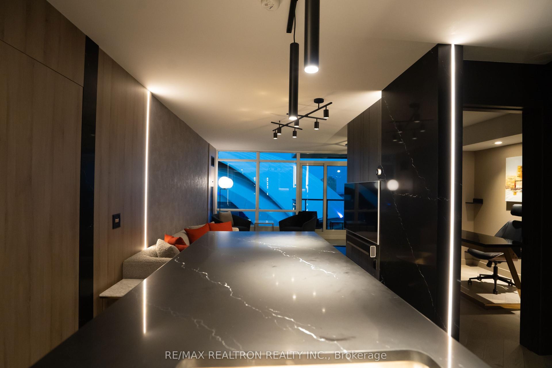 373 Front Street W 2307 #2307 — photo 1