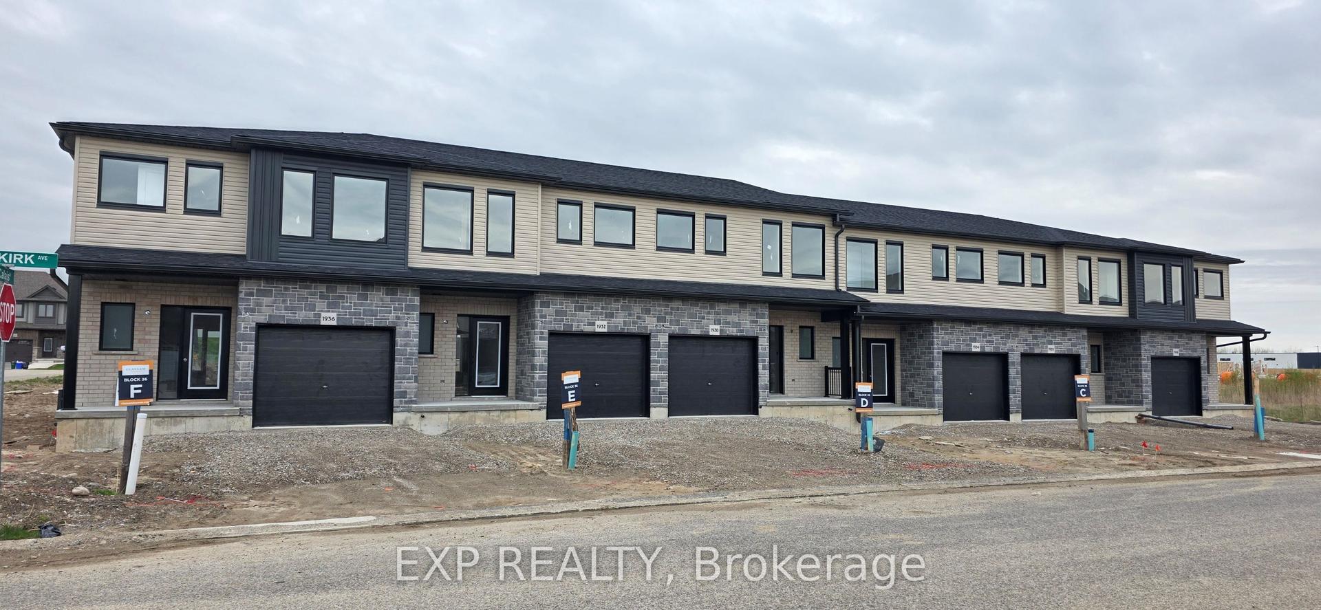 1916 Dunkirk Avenue — photo 1