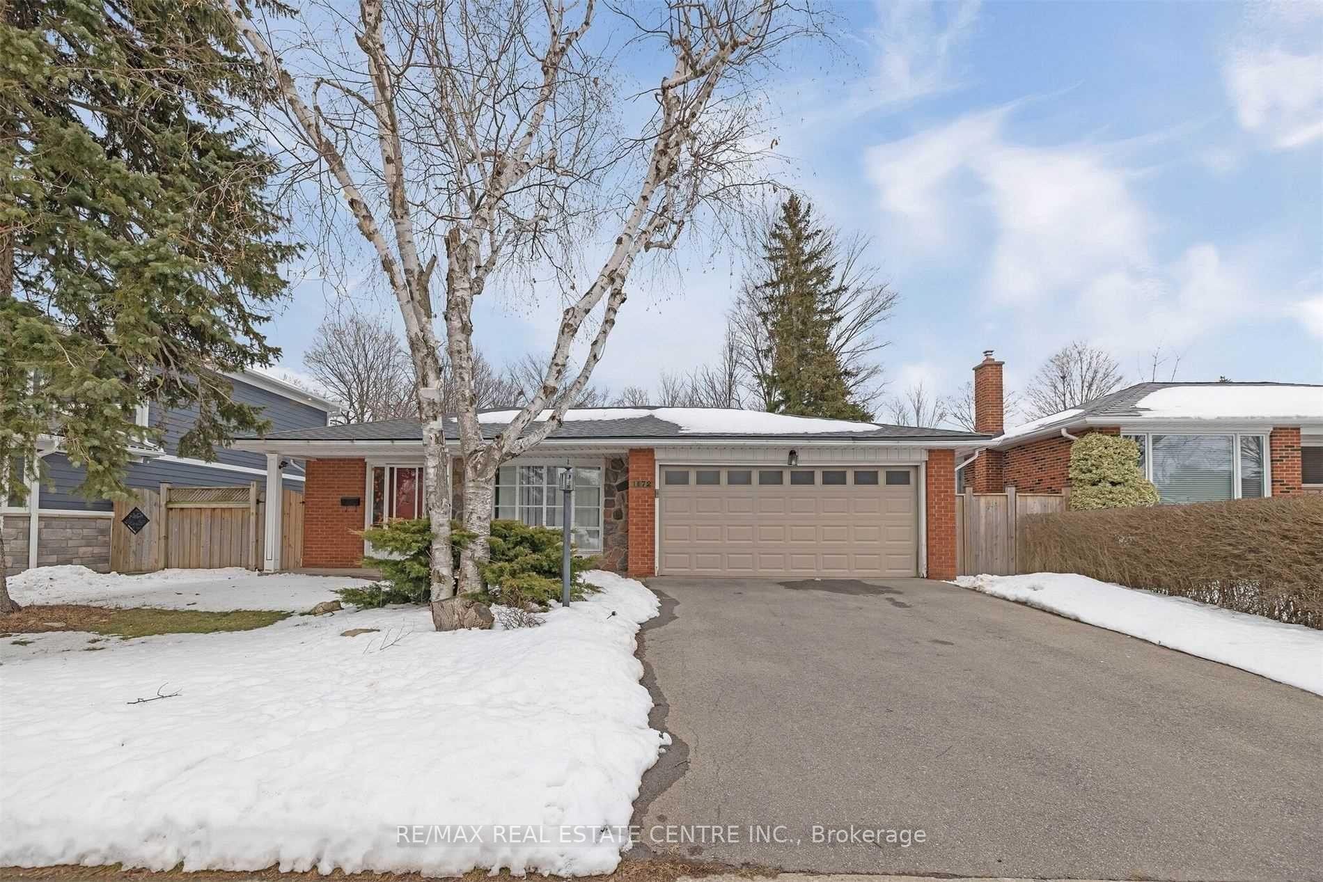 1172 Queens Avenue — photo 1