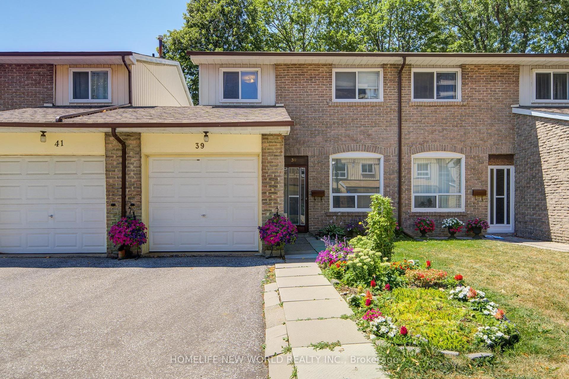 44 Chester Le Boulevard 39 #39, Toronto — Condo Town for sale, photo 1