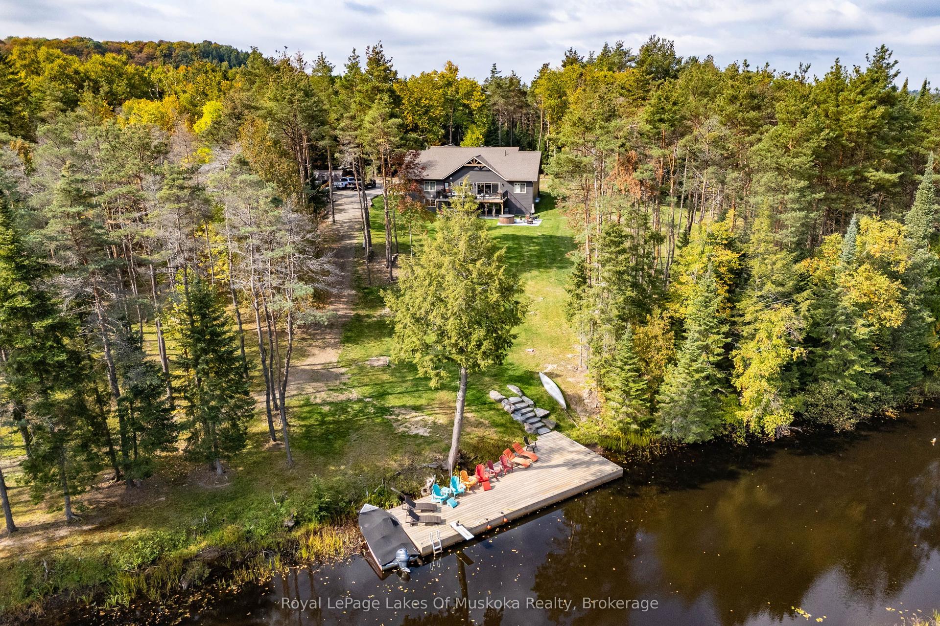 461 Rowanwood Road, Huntsville — Detached for sale, photo 1