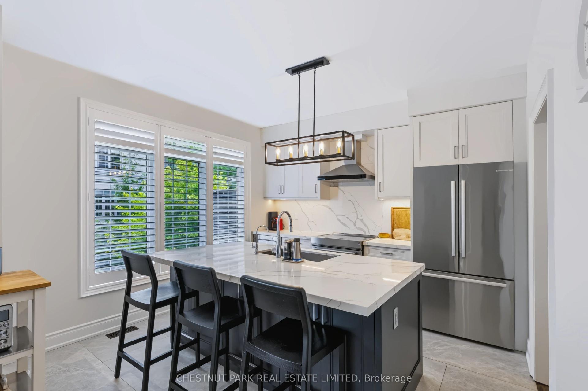 69 Bloorview Place, Toronto — Condo Town for sale, photo 1