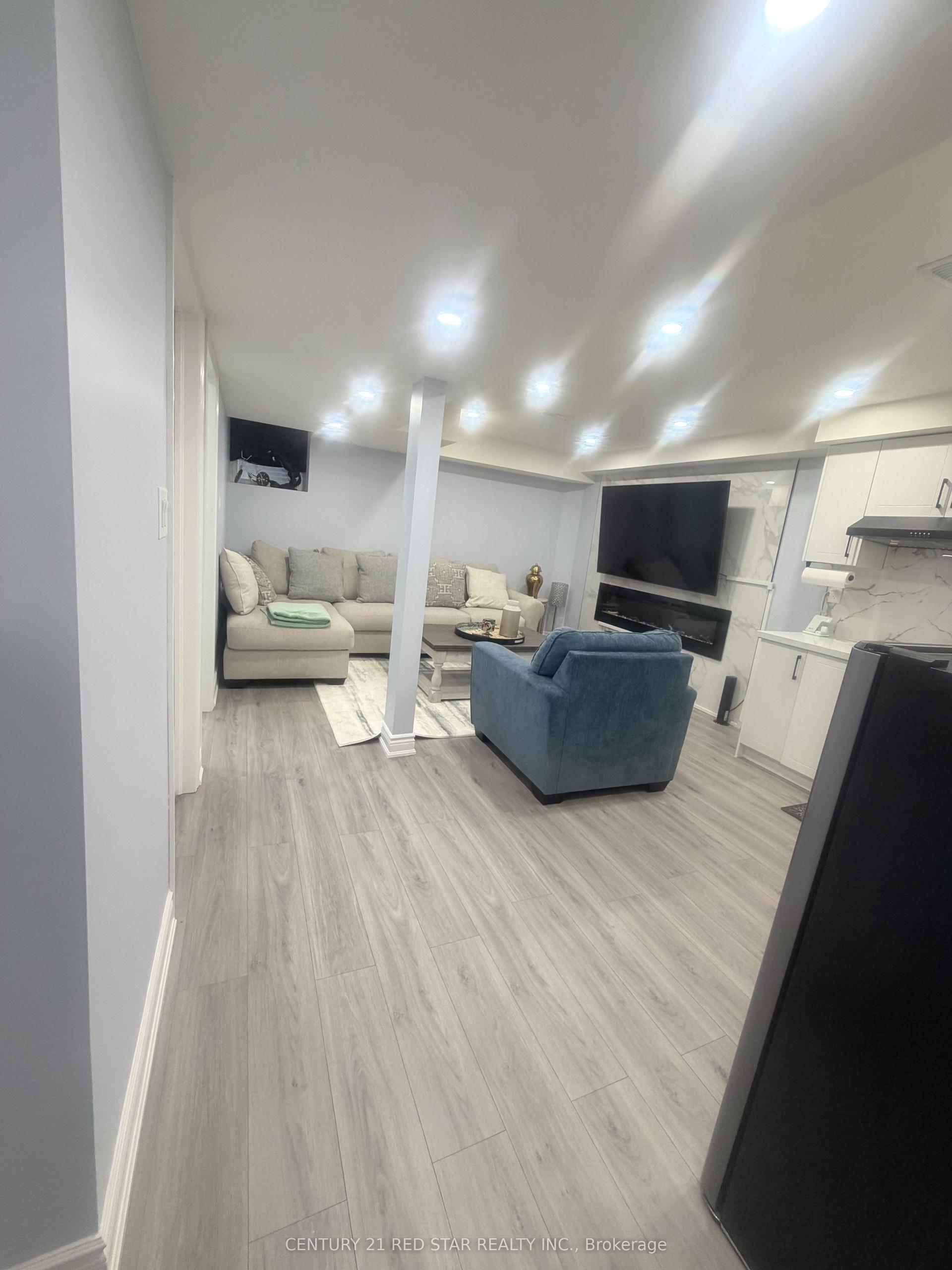 259 Robert Parkinson Drive — photo 1