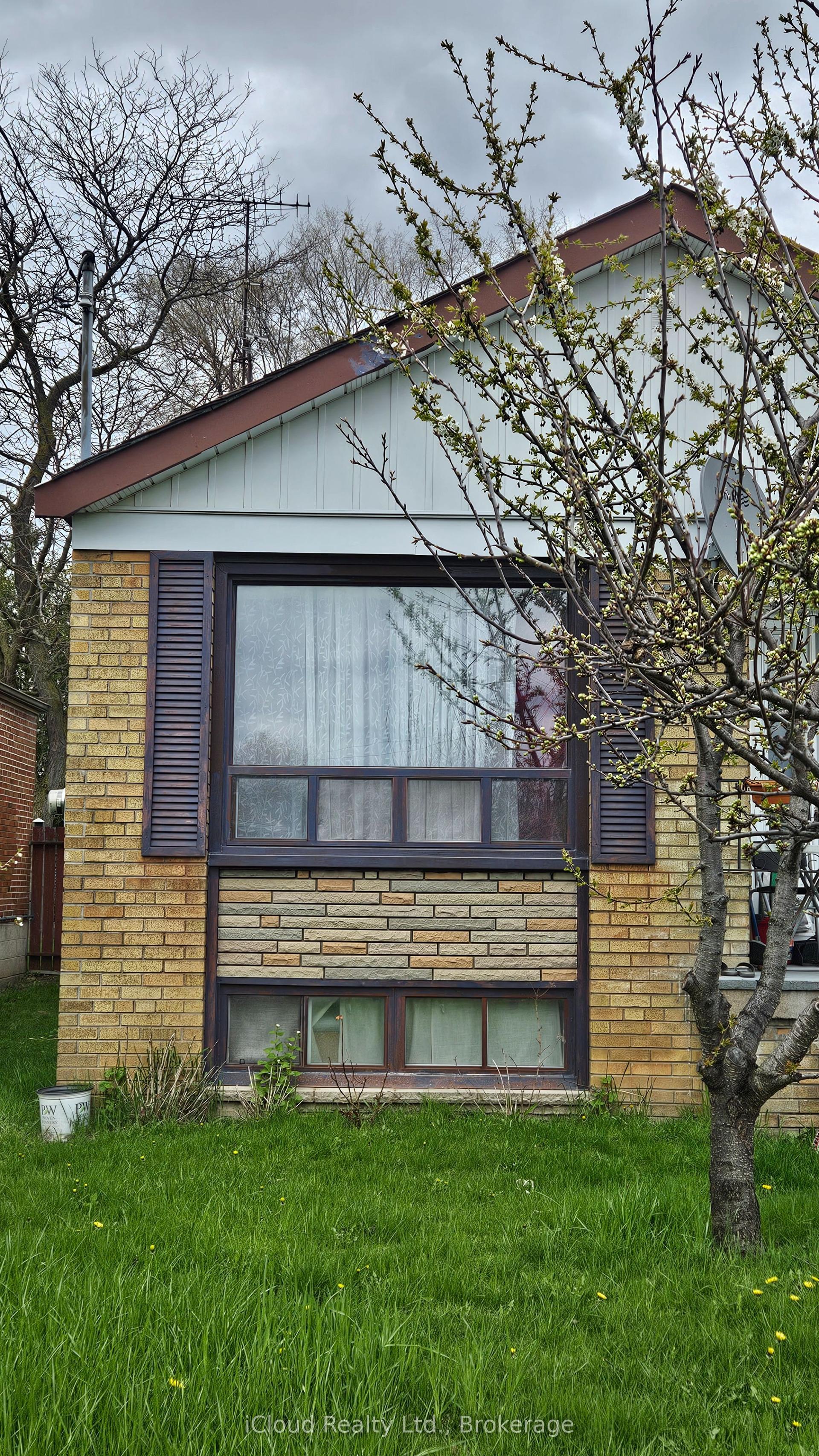 39 Frey Crescent MAIN #MAIN — photo 1