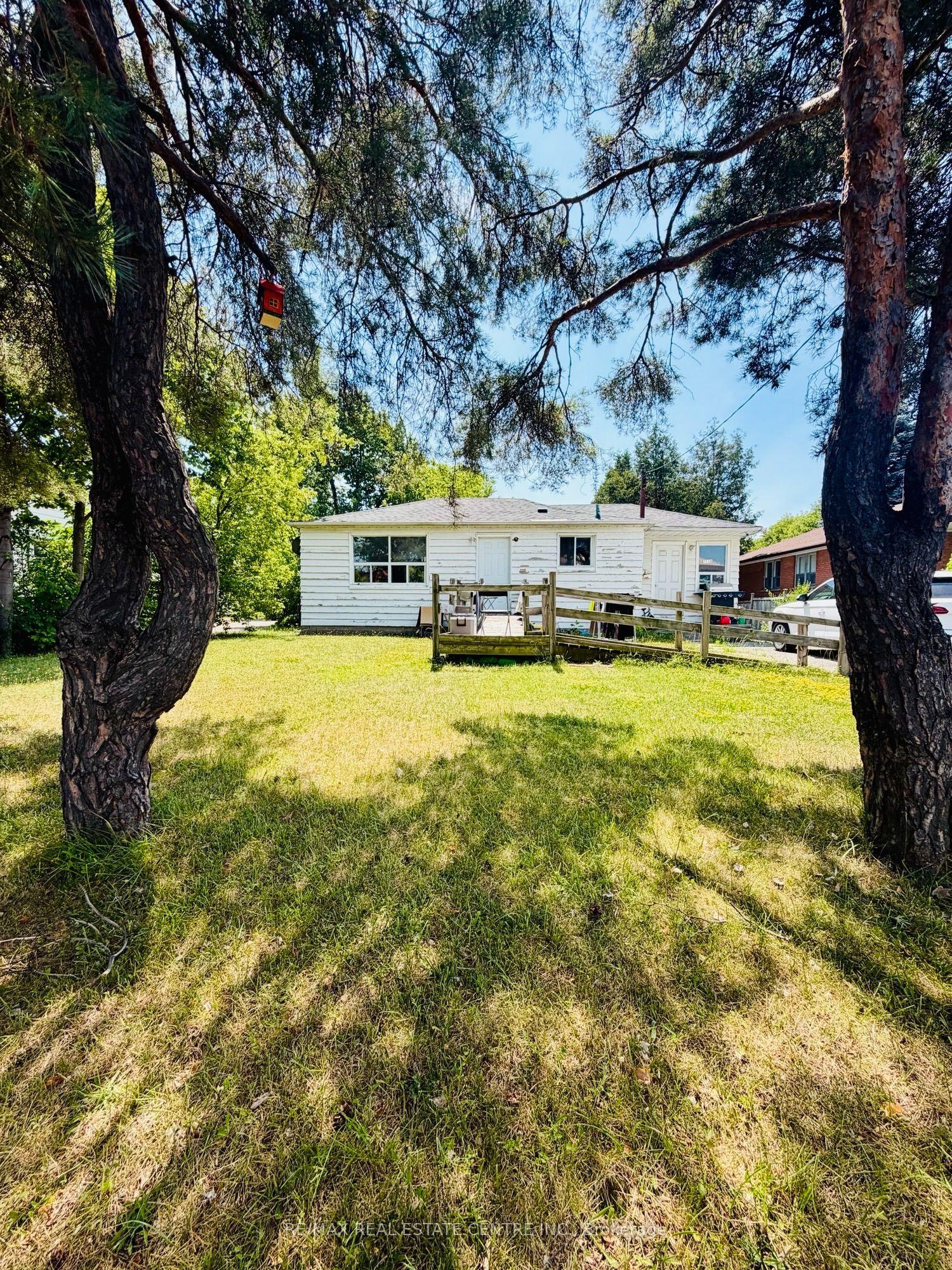 7118 Goreway Drive, Mississauga — Detached for lease, photo 1