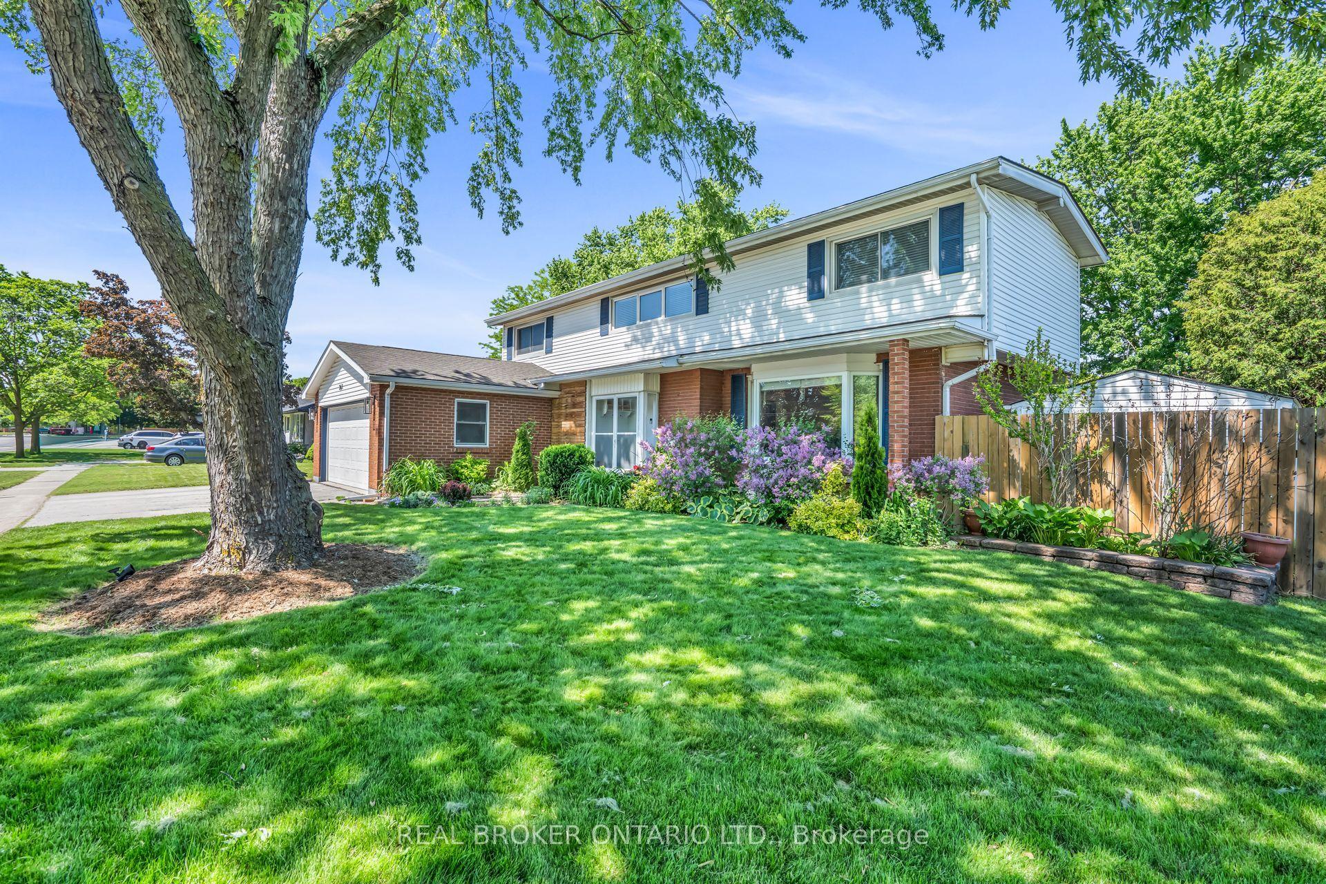 341 Appleby Line — photo 1