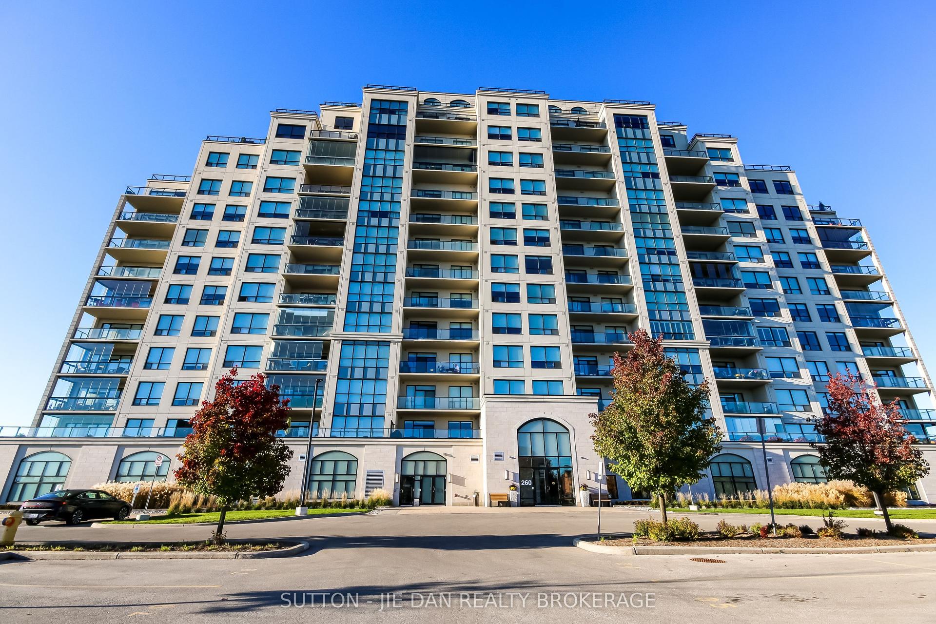 260 Villagewalk Boulevard 912 #912, London North — Condo for sale, photo 1