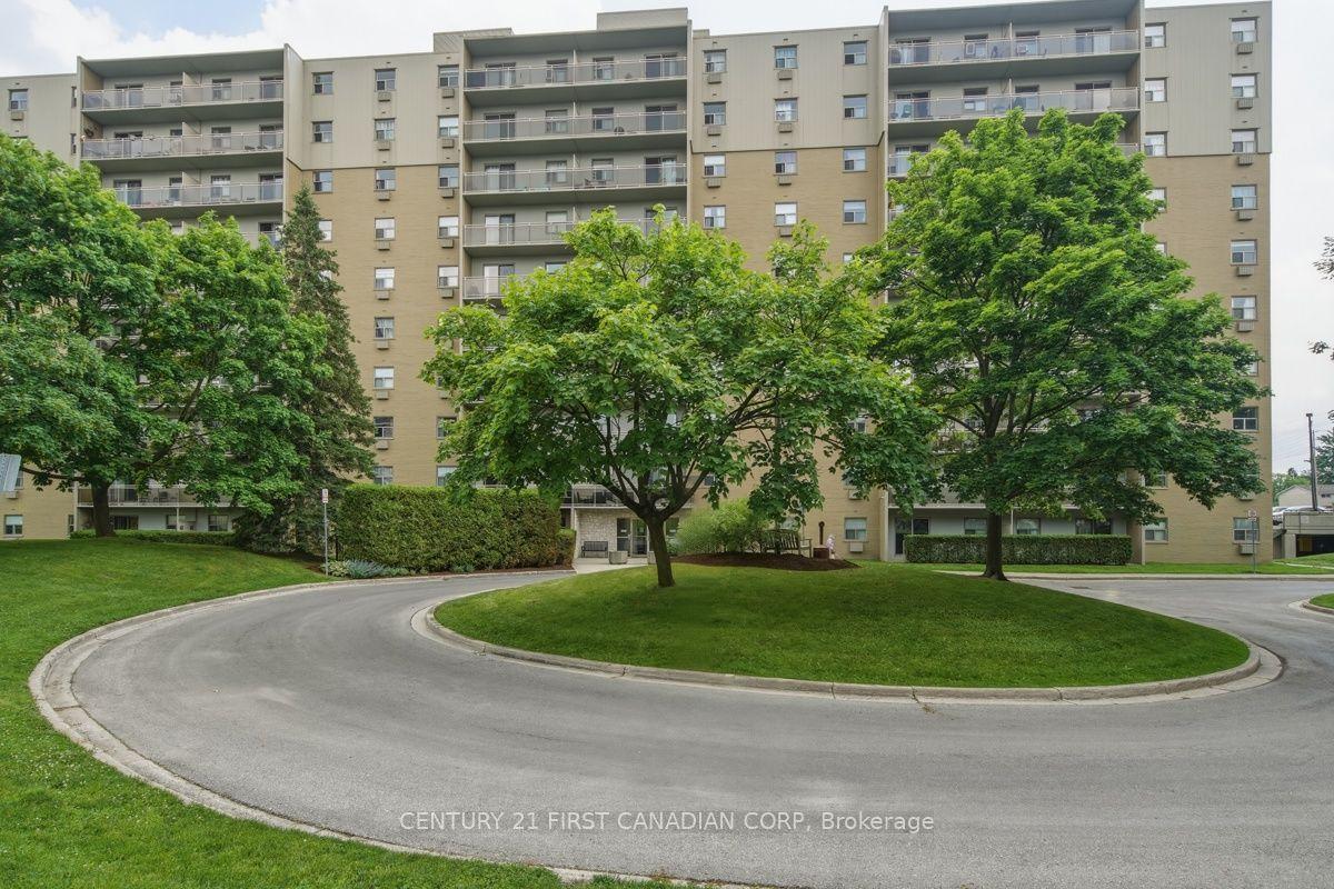 931 WONDERLAND Road S 804 #804, London South — Condo for sale, photo 1