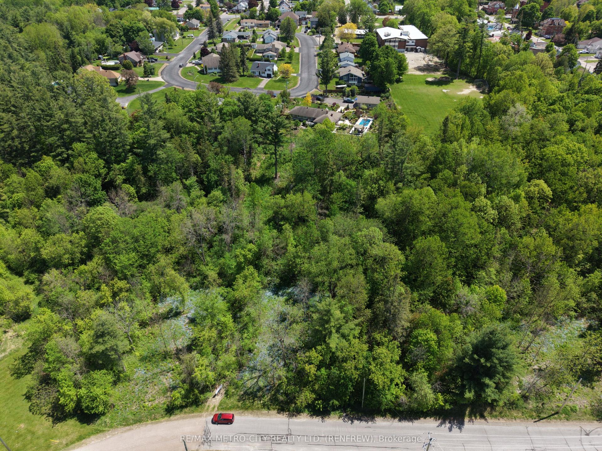 Lot 2 Mutual Avenue, Renfrew — Land for sale, photo 1