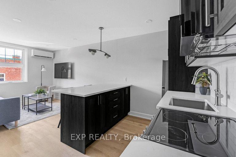 658 Somerset Street W 201 #201, Ottawa Centre — Multiplex for lease, photo 1