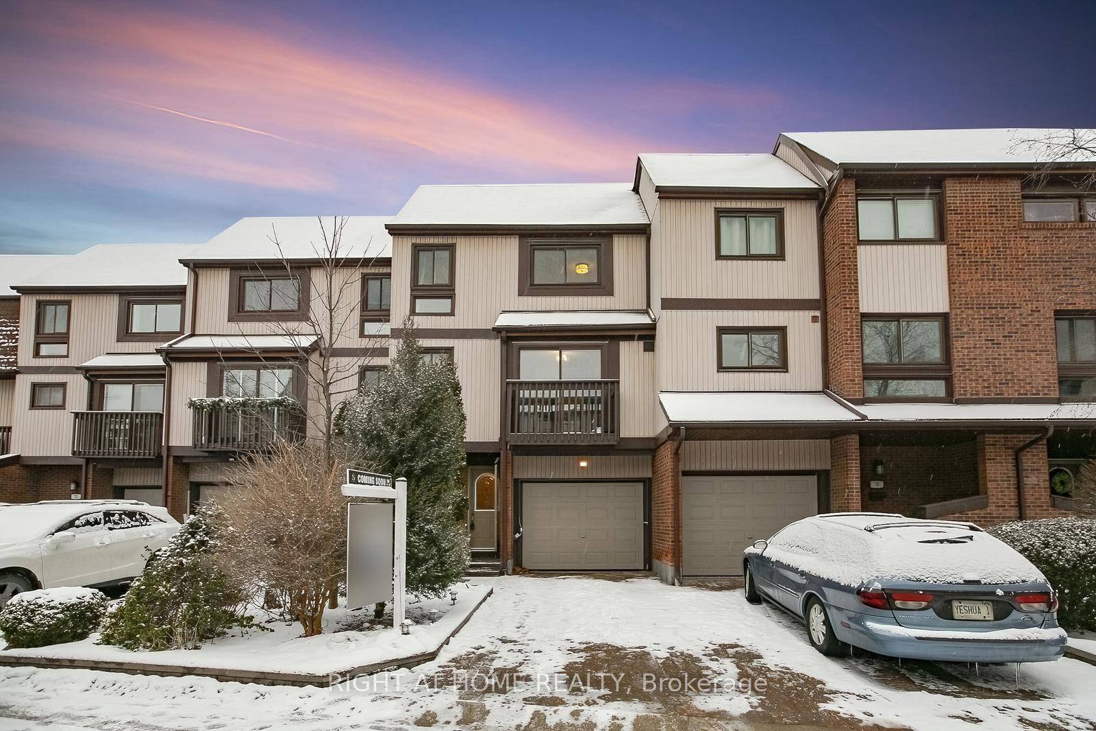 1080 Walden Circle 75 #75, Mississauga — Condo Town for sale, photo 1