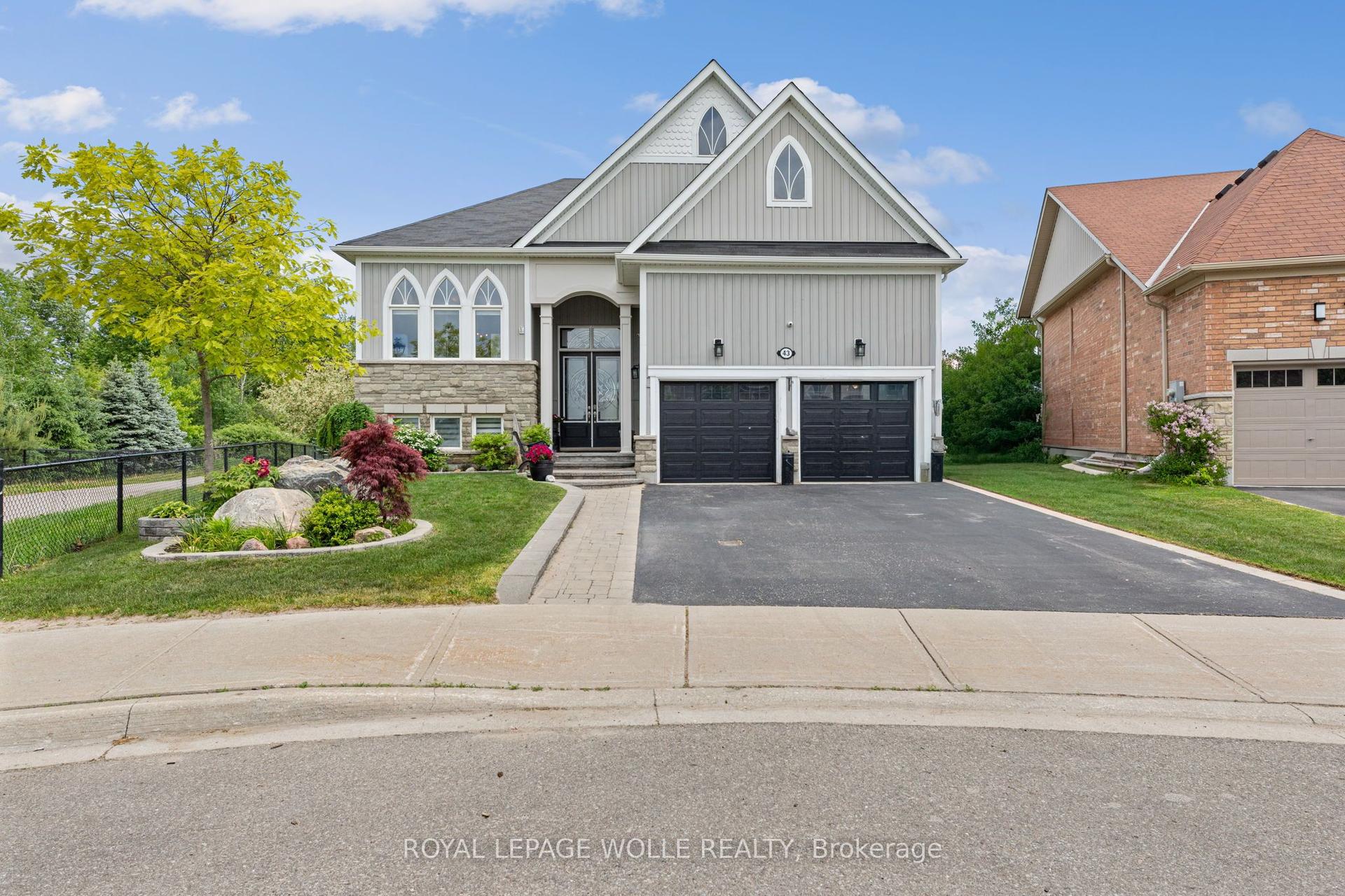 43 Allegra Drive, Wasaga Beach — Detached for sale, photo 1