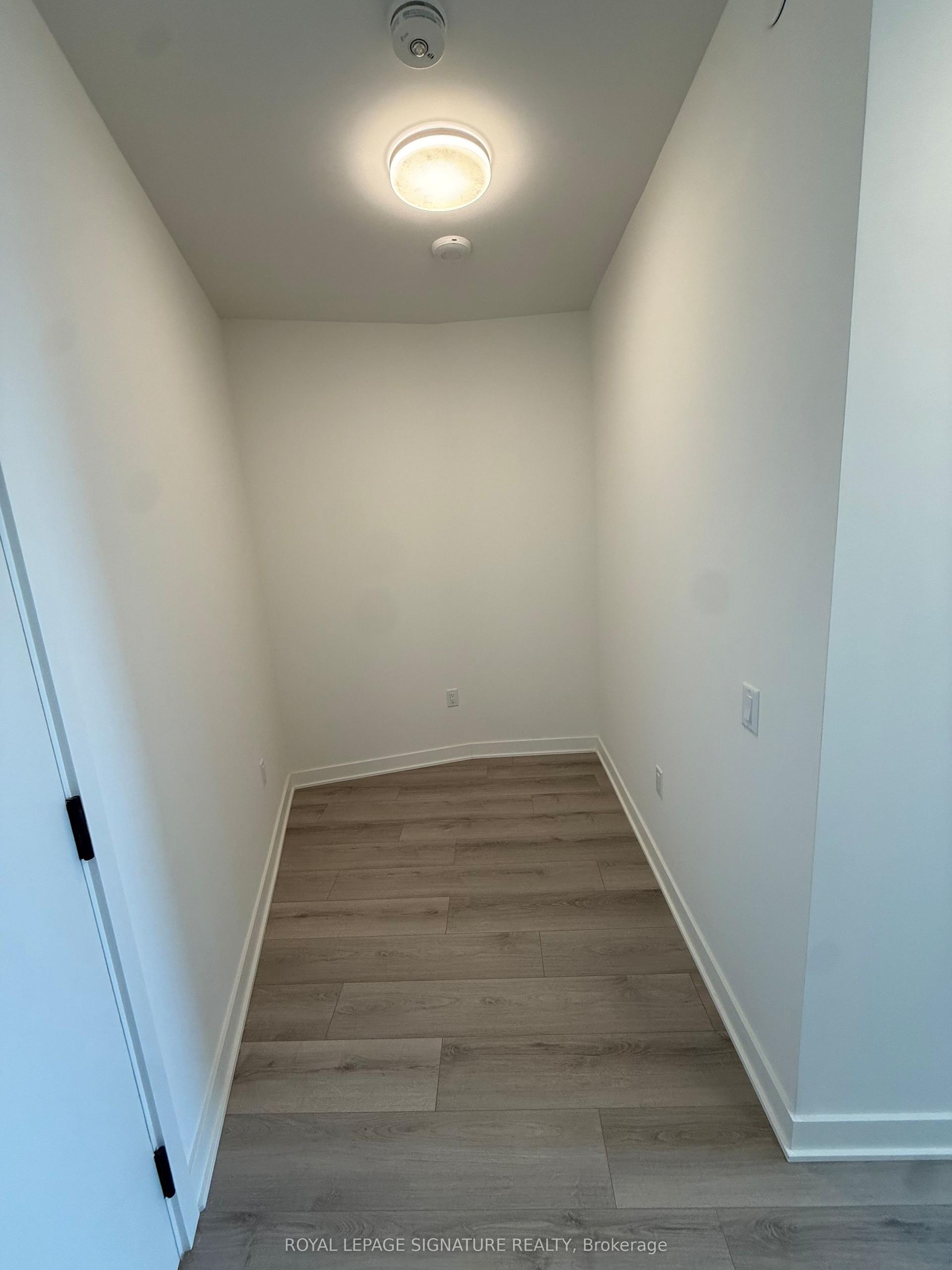 1185 Dupont Street 2003 #2003 — photo 1