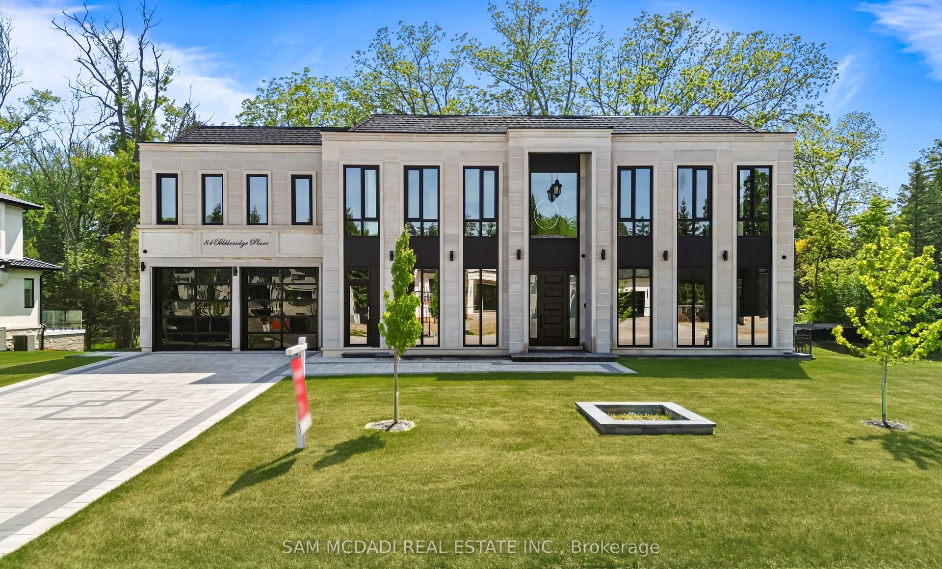 84 Pebbleridge Place — photo 1