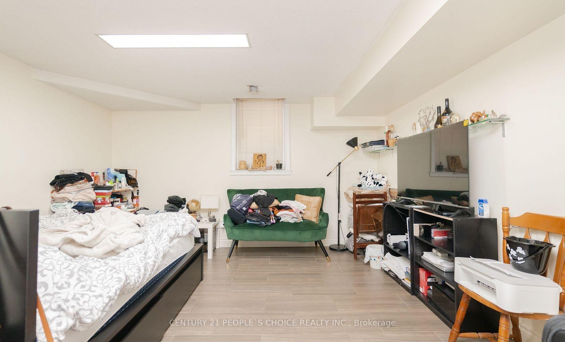 362 Kingsbridge Garden Bsmt #Bsmt — photo 1
