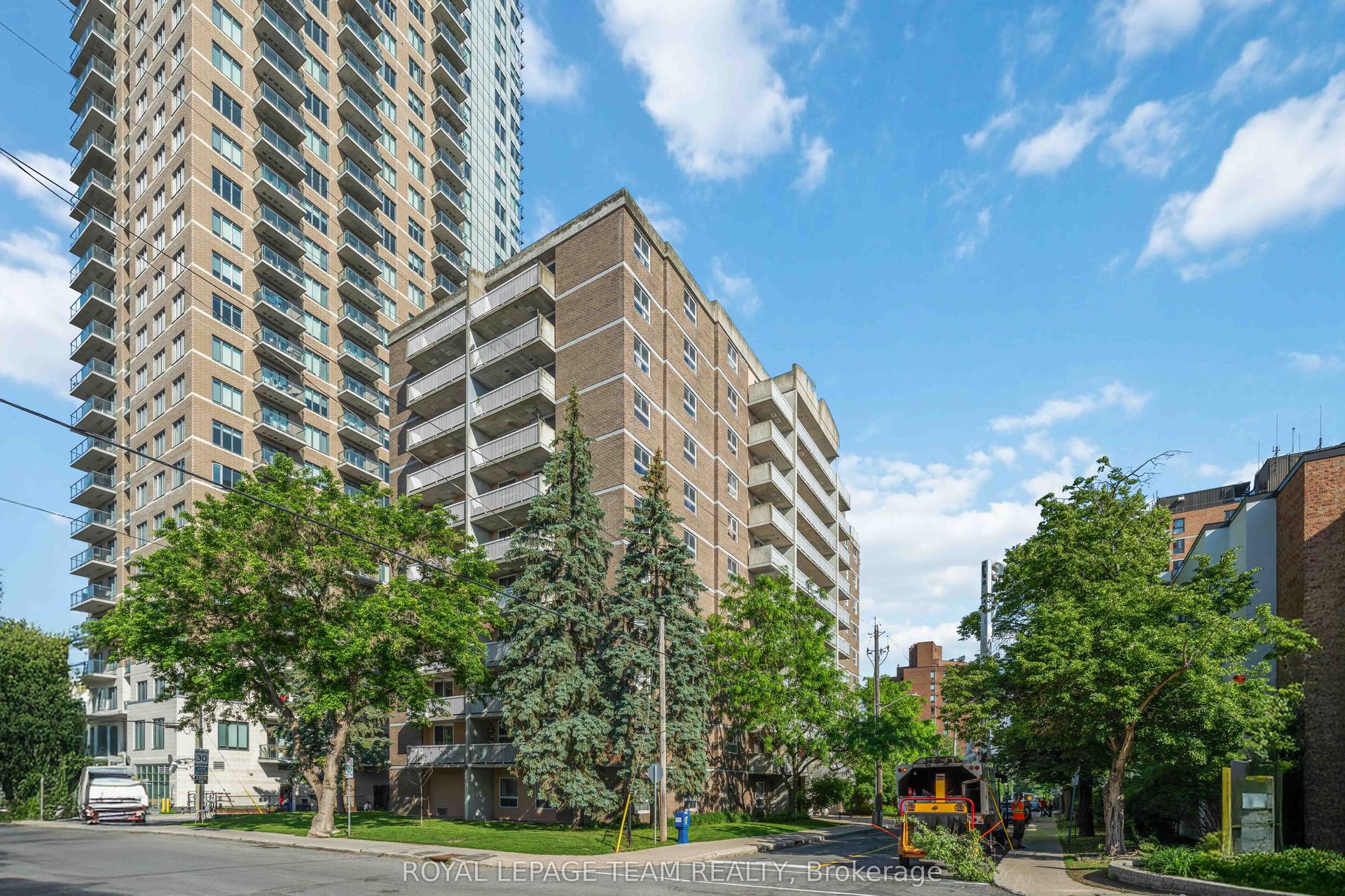 110 Forward Avenue 203 #203 — photo 1